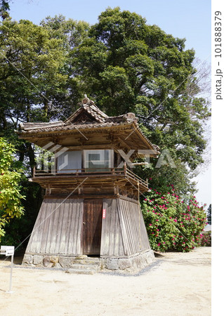 岡山県美咲町にある天台宗のお寺「本山寺」:袴腰鐘楼 岡山県美咲町にある天台宗のお寺「本山寺」:袴腰鐘楼 101888379