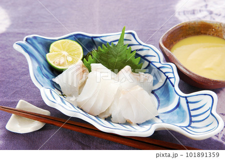 鱸の洗い 101891359