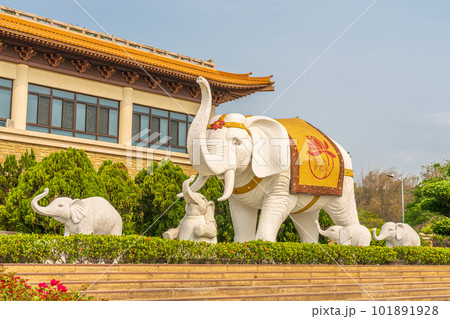 台湾　高雄市　仏光山仏陀紀念館　2023 101891928