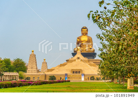 台湾　高雄市　仏光山仏陀紀念館　2023 101891949