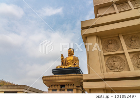 台湾　高雄市　仏光山仏陀紀念館　2023 101892497