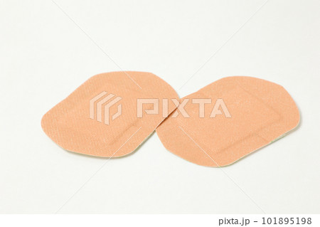 バンドエイド,治療,ケガ,絆創膏,ばんそうこう,怪我,テープ,メディカル,健康,手当、応急処置 バンドエイド,治療,ケガ,絆創膏,ばんそうこう,怪我,テープ,メディカル,健康,手当、応急処置 101895198