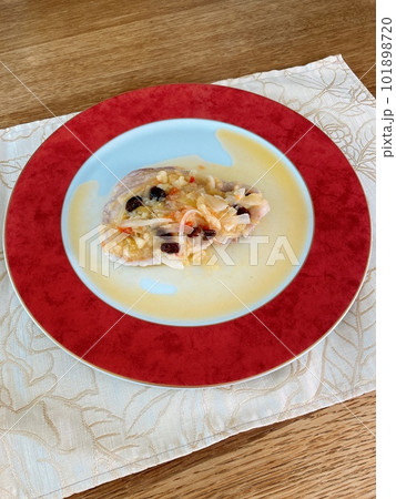 切り干し大根と糸蒟蒻の七福煮 101898720