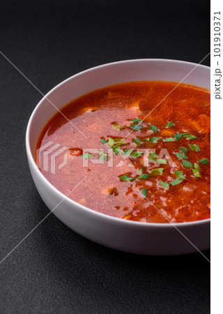 Delicious fresh Ukrainian borscht with beets, carrots and cabbage Delicious fresh Ukrainian borscht with beets, carrots and cabbage 101910371