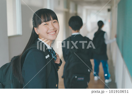 Middle school 101910651