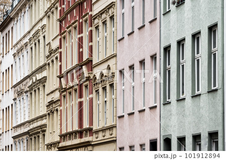 facades of rented apartments in the student district 101912894