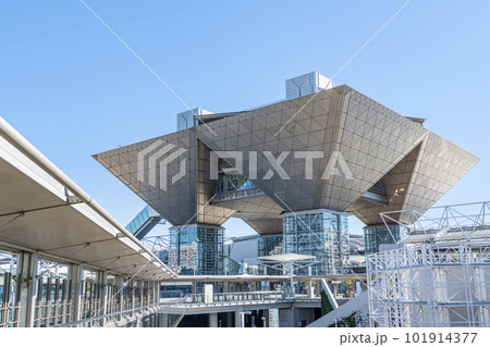 東京都江東区 快晴の東京ビッグサイト(東京国際展示場) 東京都江東区 快晴の東京ビッグサイト(東京国際展示場) 101914377