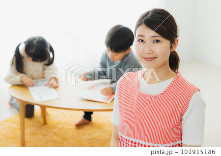 保育士 保育園 学童保育 保育士 保育園 学童保育 101915186