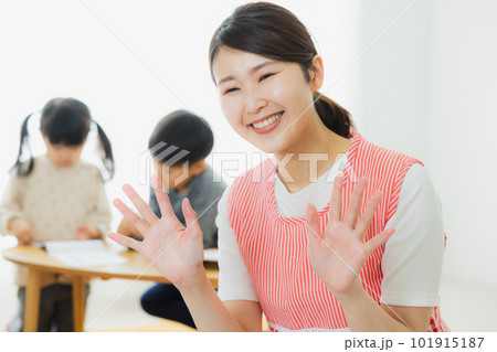 保育士　保育園　学童保育 101915187