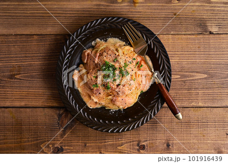 明太子のトマト豆乳クリームパスタ 101916439