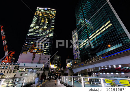 東京 夜の渋谷駅前の街並み 渋谷スクランブルスクエア 東京 夜の渋谷駅前の街並み 渋谷スクランブルスクエア 101916674