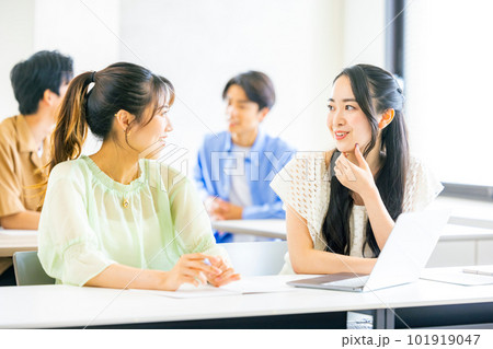 大学生　 101919047