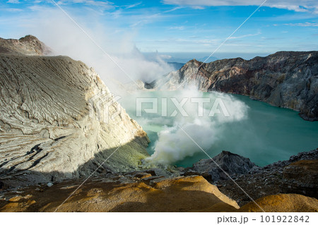 View from Ijen Crater, Sulfur fume at Kawah Ijen, Vocalno in Indenesia View from Ijen Crater, Sulfur fume at Kawah Ijen, Vocalno in Indenesia 101922842