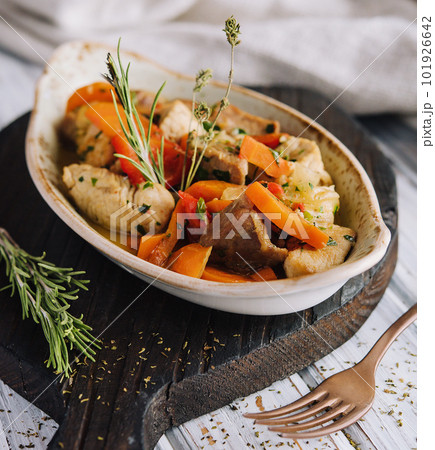 Gourmet chicken and pork stew bourguignon with carrots Gourmet chicken and pork stew bourguignon with carrots 101926642