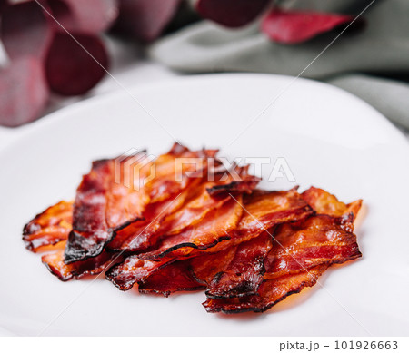 Holding Tasty Bacon Slice with Tongs Plate Stock Photo - Image of pork,  appetizer: 115949962