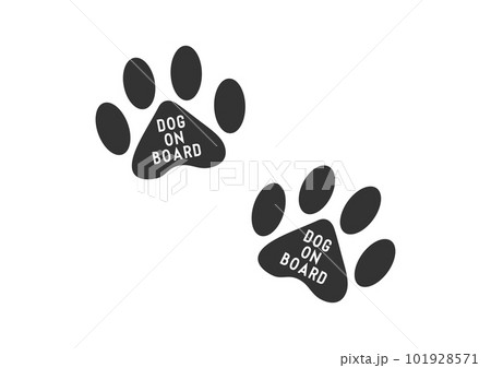 犬の足跡の中に犬が車に同乗していると英語で書かれているイラスト 犬の足跡の中に犬が車に同乗していると英語で書かれているイラスト 101928571