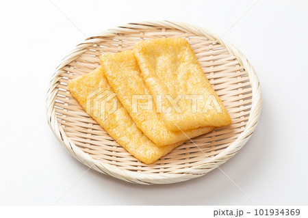 油揚げ　白バック 101934369