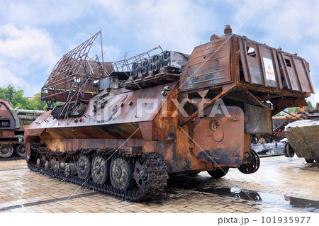 Destroyed Russian military equipment on Kyiv square for viewing. 101935977