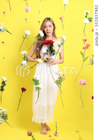 Beautiful Woman Concept Beautiful Woman Concept 101937982