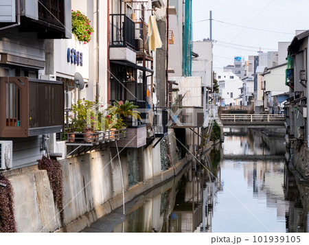 【讃岐街道】佐古川沿いの街並み 【讃岐街道】佐古川沿いの街並み 101939105