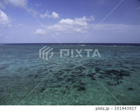 沖縄の海と空 沖縄の海と空 101943917