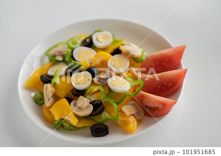 彩りがいいパプリカサラダ 彩りがいいパプリカサラダ 101951685