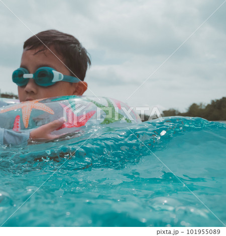 9 years old 9 years old 101955089