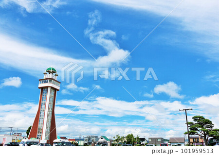 北海道 秩父別市 青空と時計塔 北海道 秩父別市 青空と時計塔 101959513