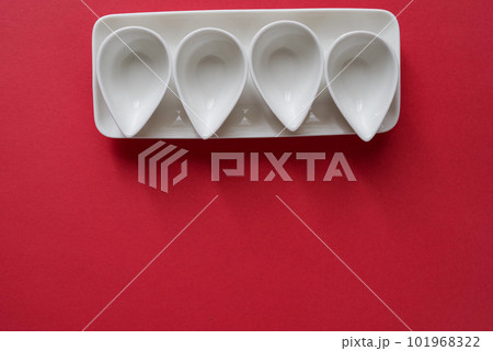 白い食器 101968322