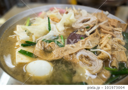 Pork Intestine Stinky Hot Pot Pork Intestine Stinky Hot Pot 101973004