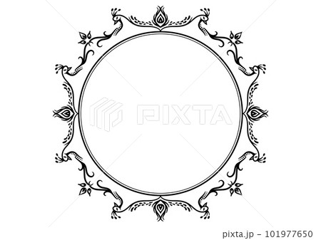 インド風の飾りフレーム。クジャクのデザイン。 101977650