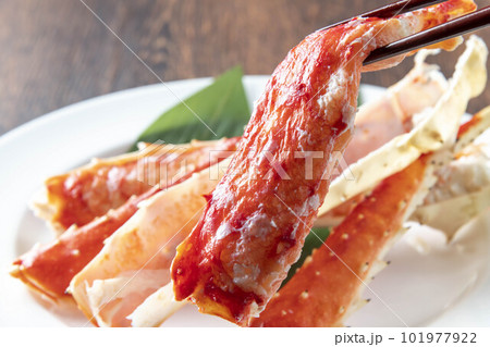 豪快で美味しいタラバガニ 101977922