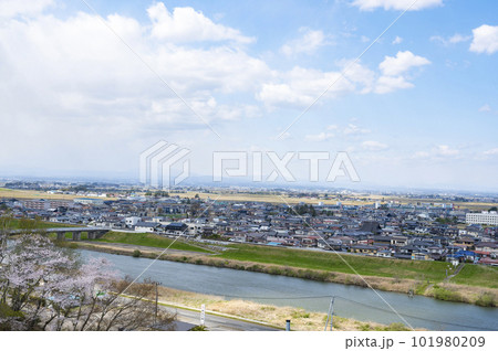 河川と郊外の風景 河川と郊外の風景 101980209