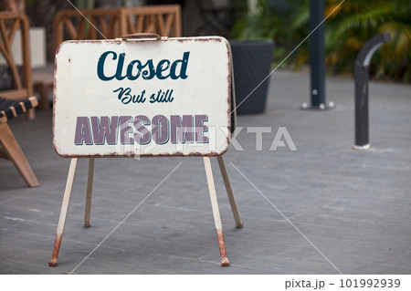 Outdoor closed sign Outdoor closed sign 101992939
