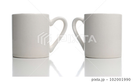 Two white cup 102001990