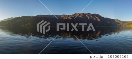 Scenic view of the lake at the Vilarinho das Furnas Dam 102003162