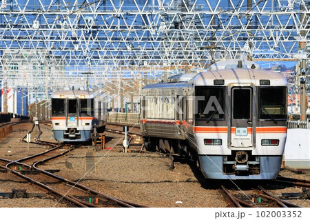 【JR東海】373系「ふじかわ」(東海道本線:静岡駅) 【JR東海】373系「ふじかわ」(東海道本線:静岡駅) 102003352