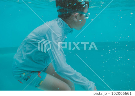 9 years old 102006661