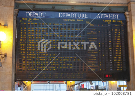 パリ北駅 102008781