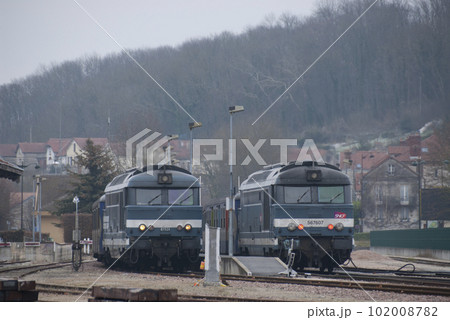 プロバン駅 102008782