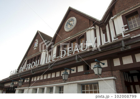 トルヴィル・ドーヴィル駅 102008799