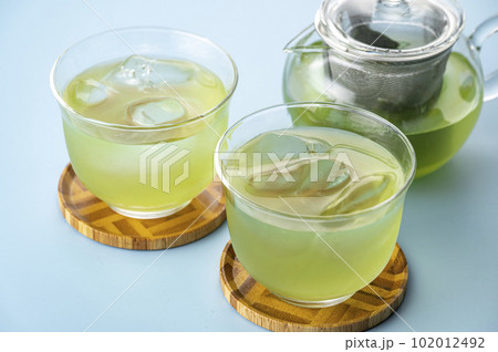 緑茶 冷たい緑茶 緑茶 冷たい緑茶 102012492
