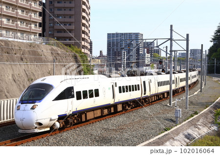 JR九州の貨物列車・885系ソニック1 102016064