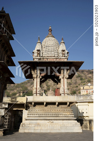 Shri Jagat Shiromani Mandir, a Hindu temple situated in Amer, constructed between 1599 and 1608 AD by Queen Kanakwati, Jaipur, Rajasthan, India Shri Jagat Shiromani Mandir, a Hindu temple situated in Amer, constructed between 1599 and 1608 AD by Queen Kanakwati, Jaipur, Rajasthan, India 102023903