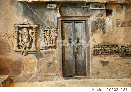 Carved idols in the Harshnath Temple, an ancient Hindu temple dedicated to Lord Shiva, situated on the top of a hill at Harsh Ki Pahadi, dated 973 CE, Sikar, Rajasthan, India Carved idols in the Harshnath Temple, an ancient Hindu temple dedicated to Lord Shiva, situated on the top of a hill at Harsh Ki Pahadi, dated 973 CE, Sikar, Rajasthan, India 102024181