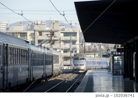 TGV（マルセイユ・サン・シャルル駅） 102036741