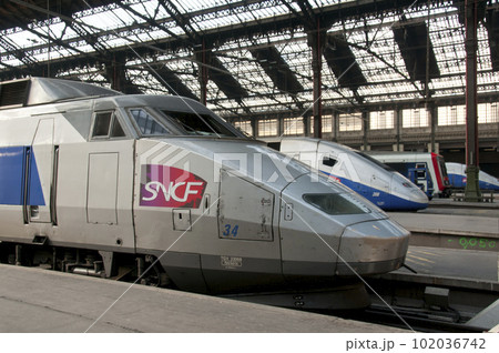 TGV（パリ・リヨン駅） 102036742