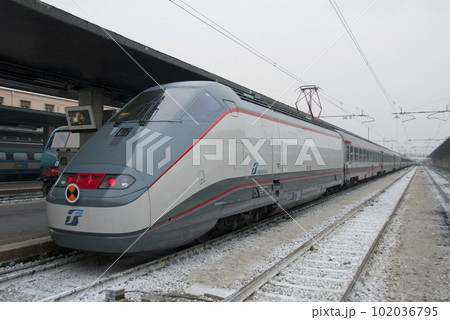 トレニタリア ETR500形(ベネチア・サンタ・ルチーア駅) トレニタリア ETR500形(ベネチア・サンタ・ルチーア駅) 102036795