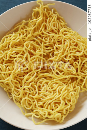 せいろ蒸しの焼きそば麺（調理前） 102037738