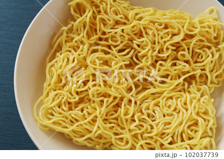 せいろ蒸しの焼きそば麺(調理前) せいろ蒸しの焼きそば麺(調理前) 102037739